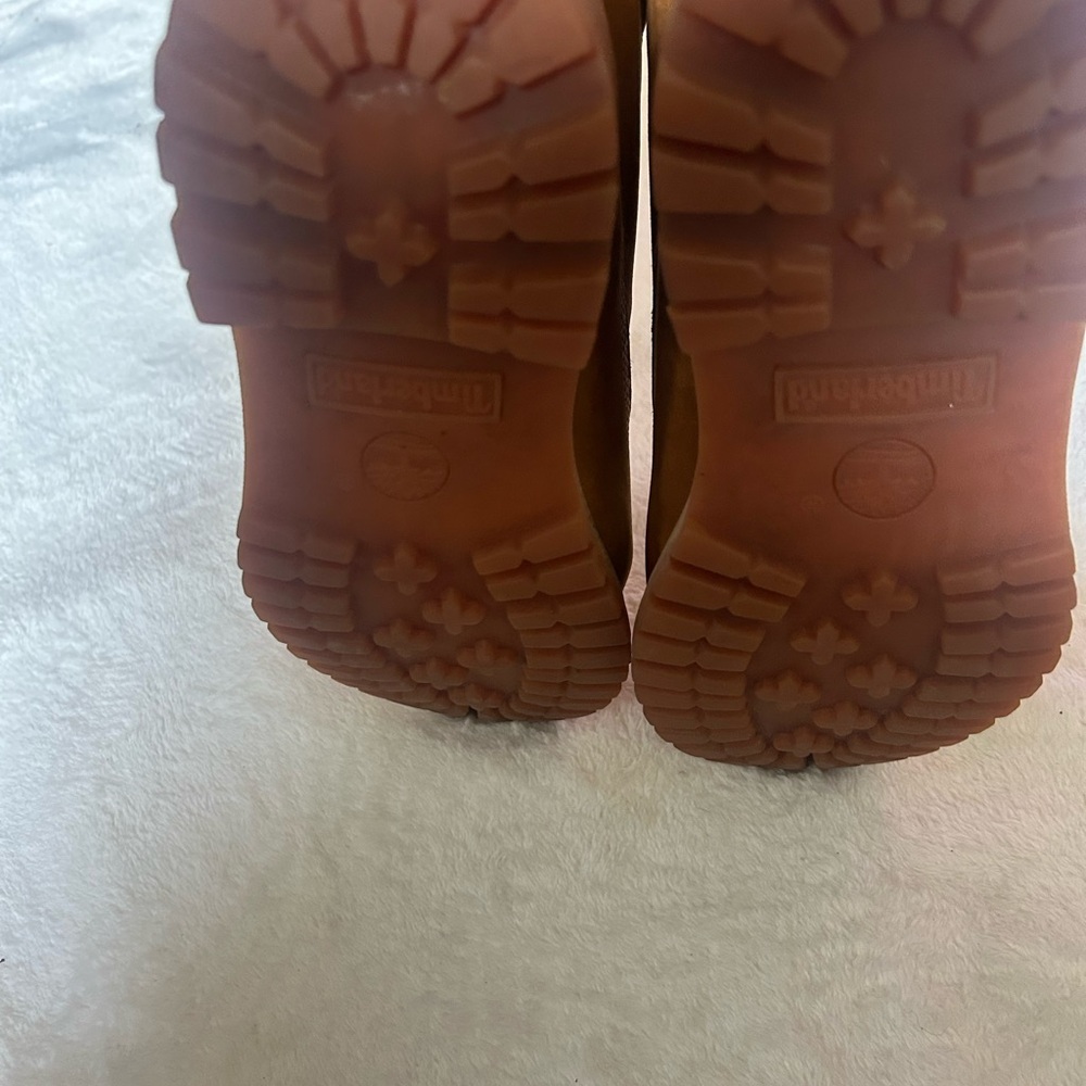 Timberland Boots - Picture 2 of 8